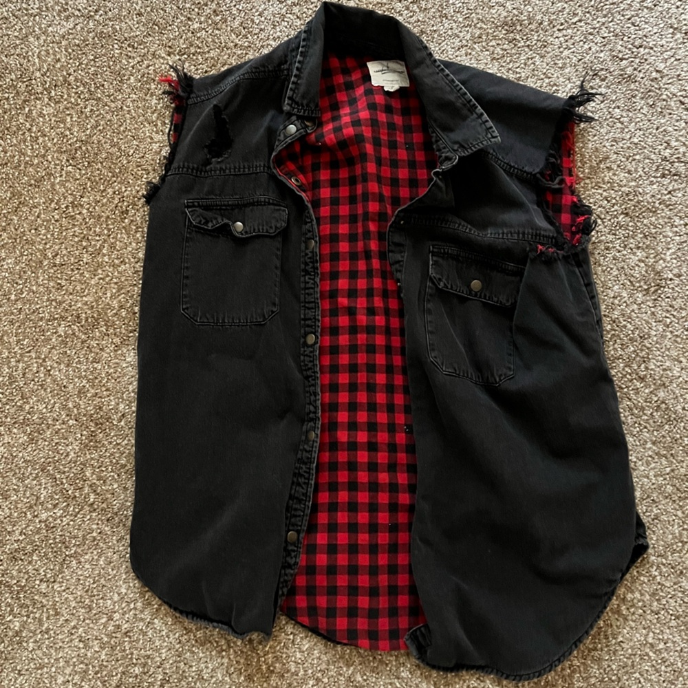 American Eagle Vest